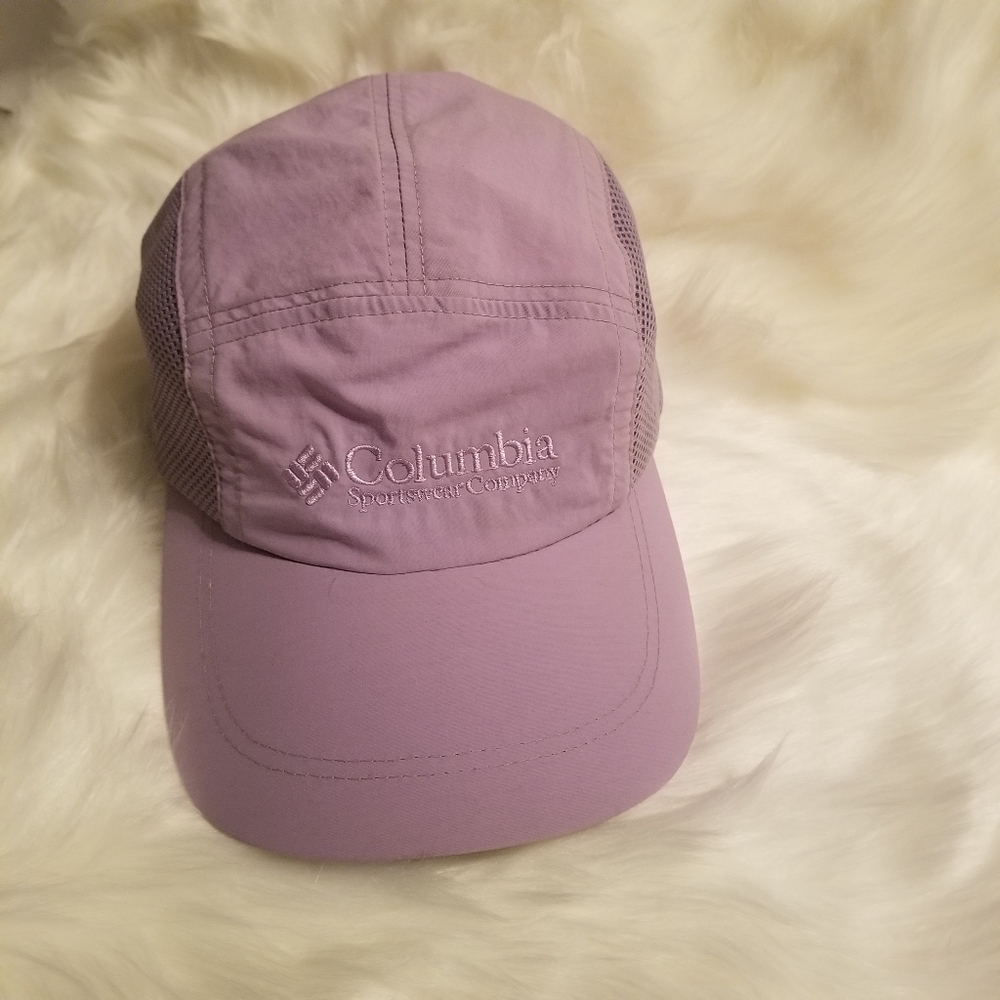 New Columbia Women running Hat